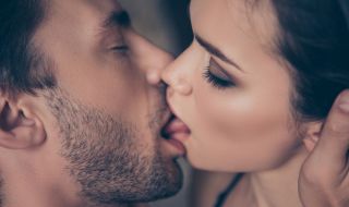 Различните видове целувки и какво означават те