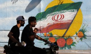 Израел:  Не протести, а народен бунт е в Иран