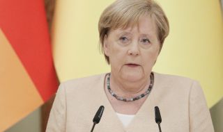 Партията на Ангела Меркел в отстъпление