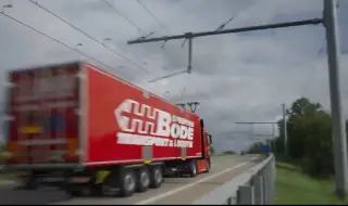Германия тества иновативно зареждане за камиони на магистралата