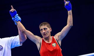 Севда Асенова стана европейска шампионка по бокс