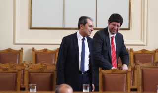 Депутатите приеха на първо четене актуализацията на бюджета