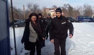 Министър Бъчварова инспектира работата на ГКПП – Лесово