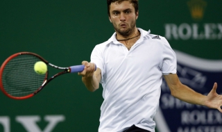 Жил Симон е полуфиналист на Queen's