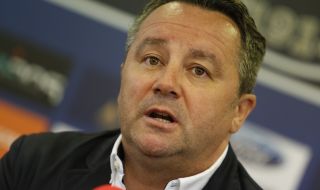 Славиша Стоянович иска поне трима нови в Левски