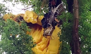 Впечатляващо предложение за брак се провали с гръм и трясък