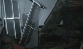 Порой събори огради и наводни къщи във Врачанско