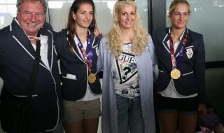 Сестри Стоеви отново са европейски шампионки по бадминтон