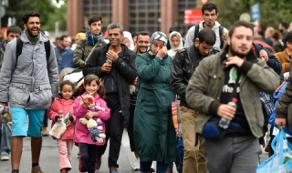 Нови образци на регистрационните карти на бежанците