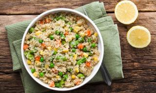 Рецепта за вечеря: Киноа със зеленчуци
