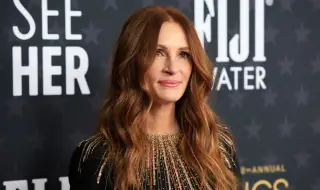 Джулия Робъртс изуми мрежата с младежкия си вид без грим (СНИМКА)