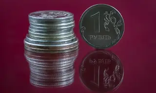 Санкциите работят! В ключови руски заводи заплатите се бавят с месеци 