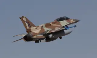 Israel strikes Iranian navy 