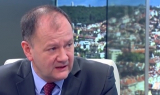 Миков: Смяната на министър няма да подобри образованието