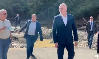 Водата в "Елените" още не става за пиене. 60 000 литра ще бъдат осигурени от Държавния резерв
