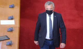 Валери Симеонов: В МС има нечистоплътна надпревара за освобождаване на мерките