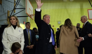 Тръмп крачи към Белия дом - победа във Флорида