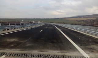 Завърши ремонтът на виадукт „Елешница“ на АМ „Хемус“