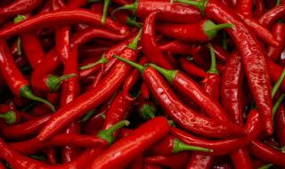 Люти чушки в чорапите? Защо е полезно