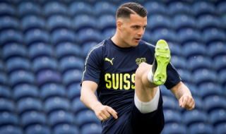 Рома със запитване към Арсенал за Гранит Джака