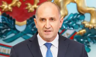 Румен Радев удостоява военни с Почетния знак на президента за принос към националната сигурност