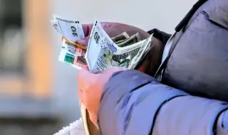 Последна седмица, в която можем да плащаме и с левове