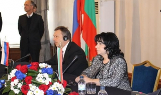 България и Русия обсъдиха газовия хъб