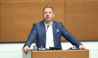 Делян Добрев: Случва се рядко, но за еврозоната съм съгласен с Асен Василев