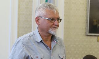 Минчо Спасов пред ФАКТИ: Добре е, че във ВСС прогледнаха за непригодността на  главния прокурор