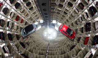 Volkswagen изтегля 384 181 коли в Китай