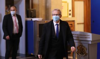 МОН се захваща с бюджета и пандемията 