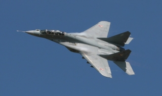 Путин дава безвъзмездно шест МиГ-29 на Сърбия