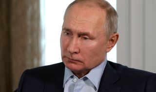 Русия се оправда с НАТО и за двореца на Путин
