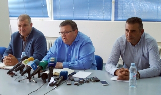 Цацаров вика кмета на Пловдив на разпит