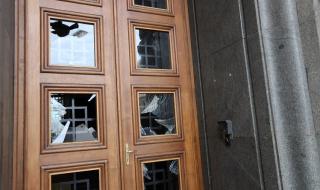 Министър Маринов разкри детайли от кървавия протест в София