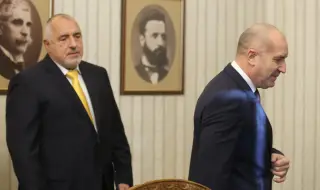 Светлин Тачев: Завръща се битката Борисов - Радев