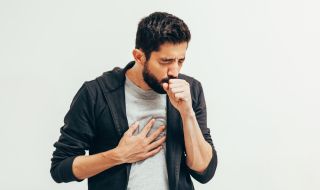 Как да разпознаем опасната сърдечна кашлица