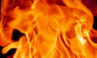 Огромен пожар в центъра на София