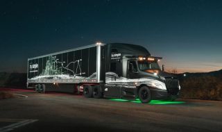 Безпилотен TIR измина 1 450 километра 10 часа по-бързо от конвенционален камион