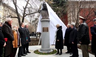 Откриха бюст-паметник на генерал  Гурко