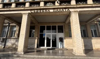 Обвиняемата за убийството на бебе във Варна се изправя през съда