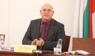 Емил Димитров: Ако премиерът каже оставаме, оставаме