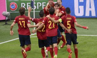 Испания победи 10 от Италия и е на финал в Лигата на нациите