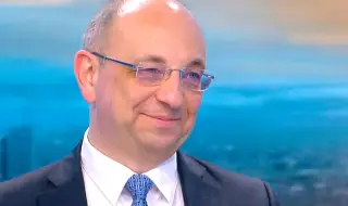 Николай Василев: В момента сме в бюджетно блато - уж приемаме бюджет с 3% дефицит, но всъщност започваме с 5 %