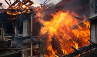 Огнеборците се справиха с пожара в Церковски