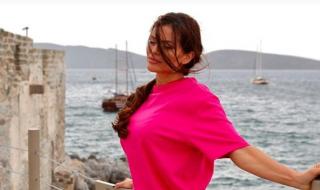 Преслава и Николета топят мазнини в Турция