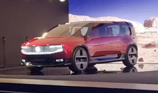 Renault хвърли ръкавица на конвенционалните семейни автомобили 