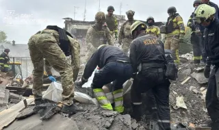 Три деца са сред 17-те жертви на руската атака срещу Запорожие