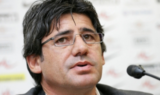 Новият треньор на Левски ще разчита на всички левскари