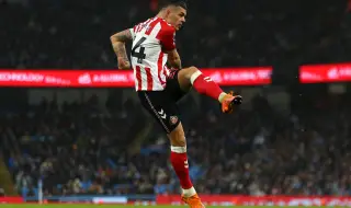 Съндерланд победи Евертън и продължава напред за ФА Къп след дузпи